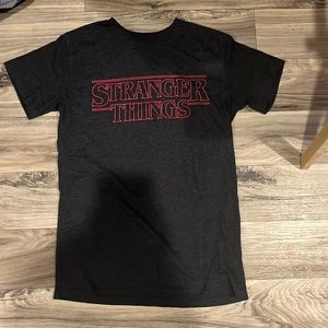 ~stranger things tee shirt~